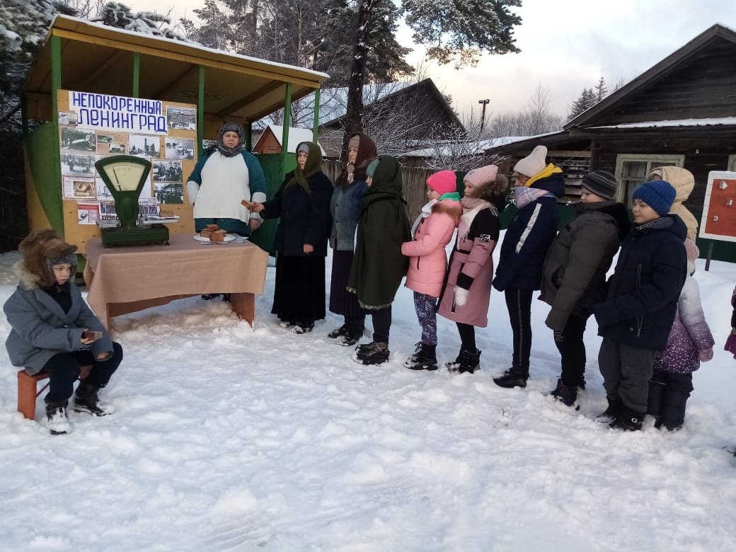 Пеновский Центр культуры и досуга вместе с юнармейцами  военно-патриотического клуба «Чайка» приняли участие во Всероссийской  патриотической акции «Блокадный хлеб» | 30.01.2023 | Тверь - БезФормата